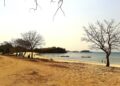 Keindahan suasana sore hari di Pantai Rambang