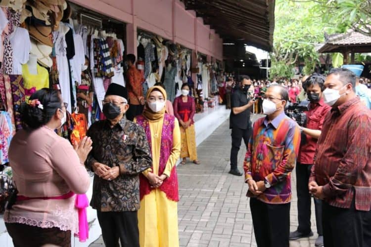 Kunjungan wakil presiden ke Pasar Seni Sukawati Bali